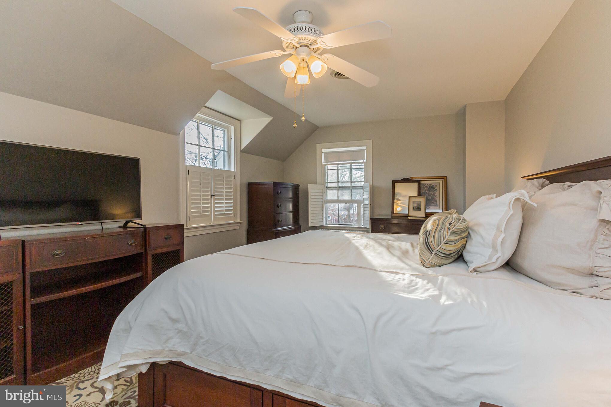 BRADDOCK HEIGHTS - Residential