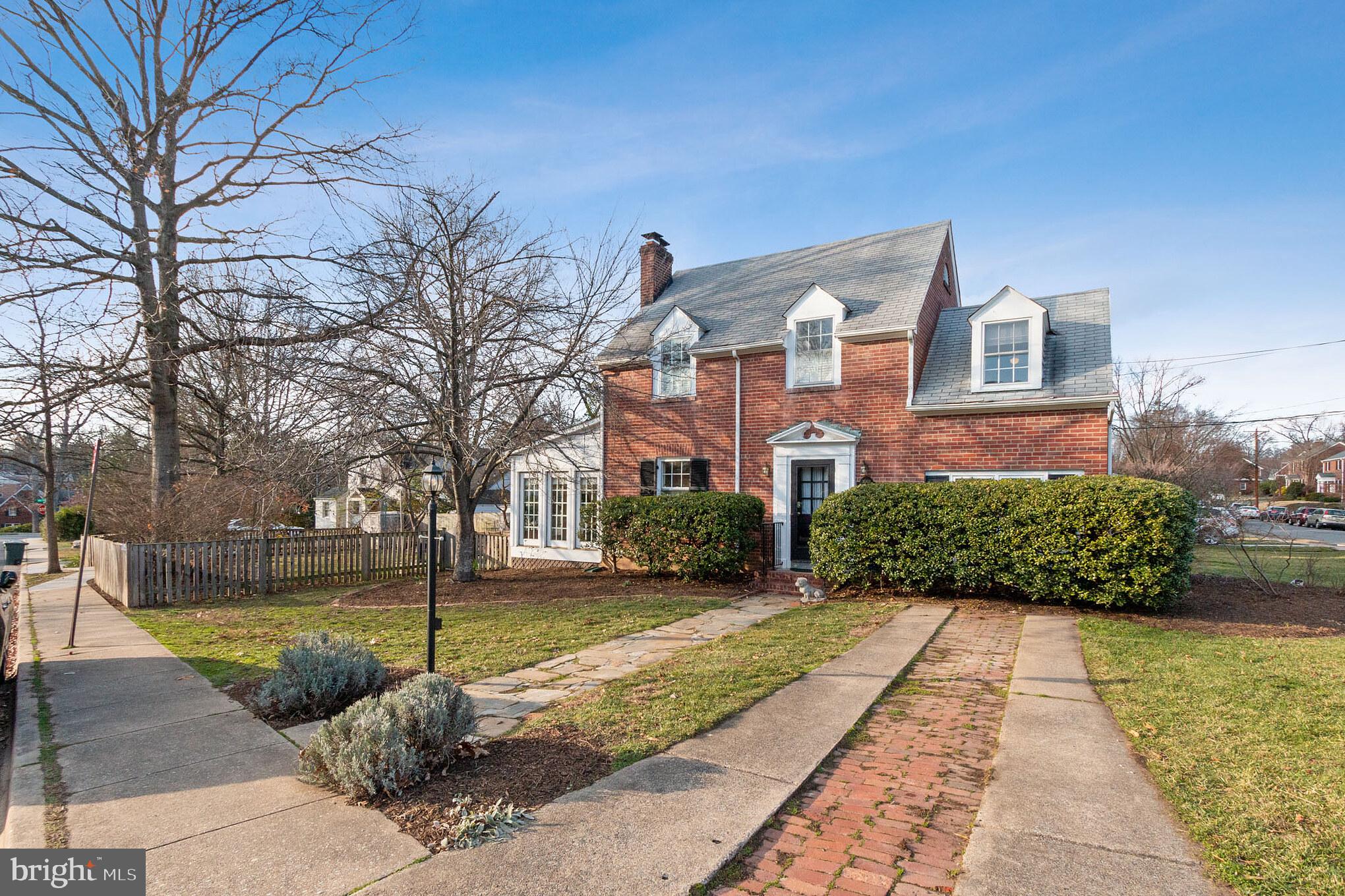 BRADDOCK HEIGHTS - Residential