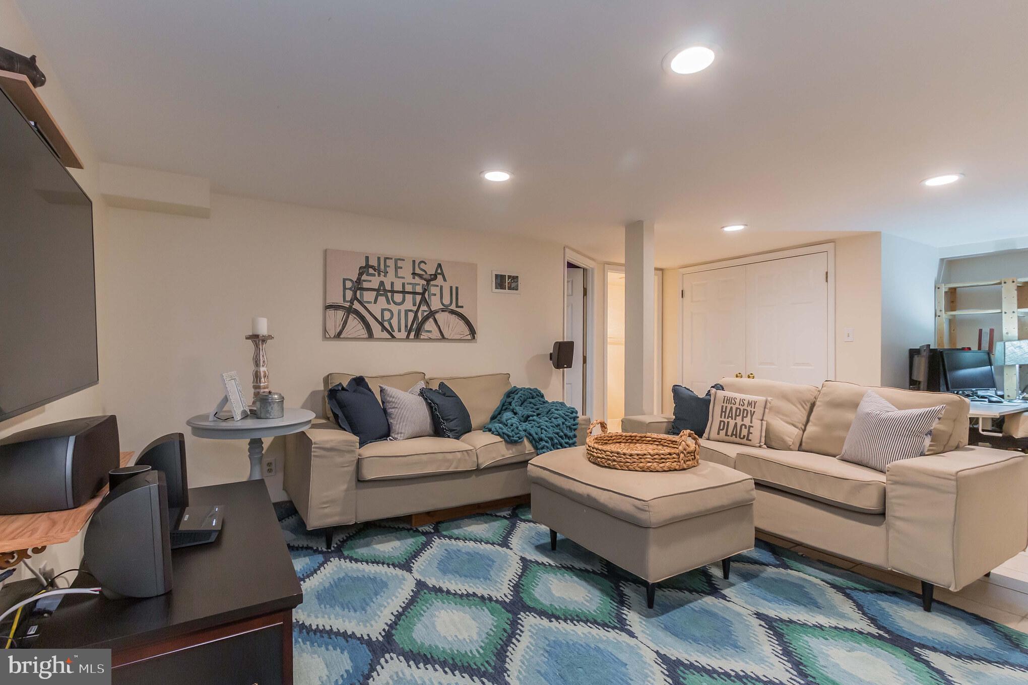 BRADDOCK HEIGHTS - Residential