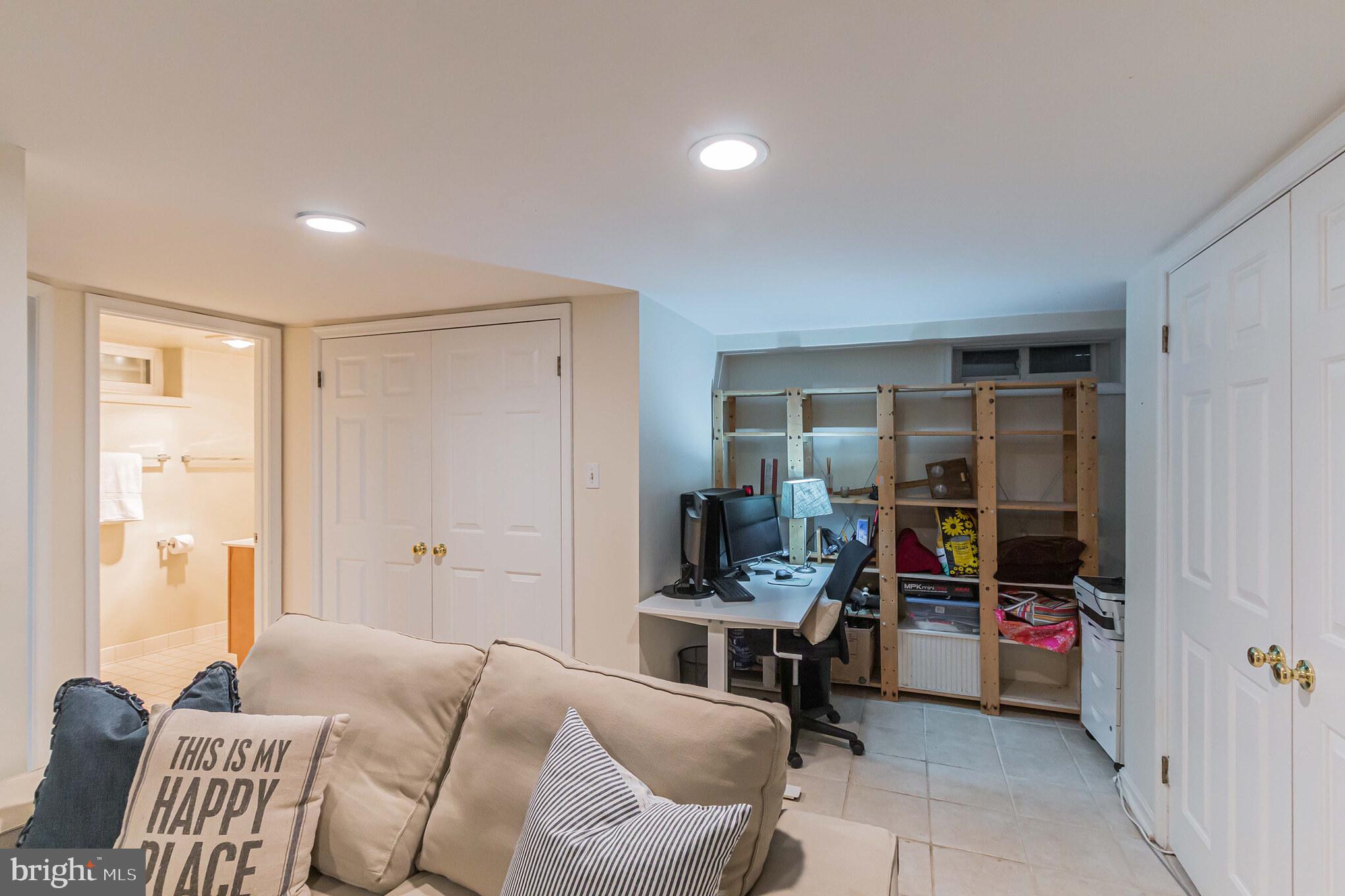 BRADDOCK HEIGHTS - Residential