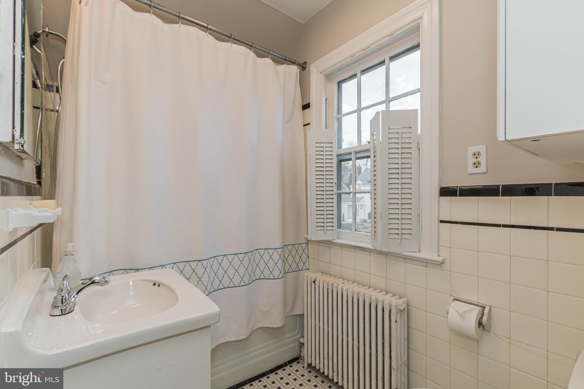 BRADDOCK HEIGHTS - Residential