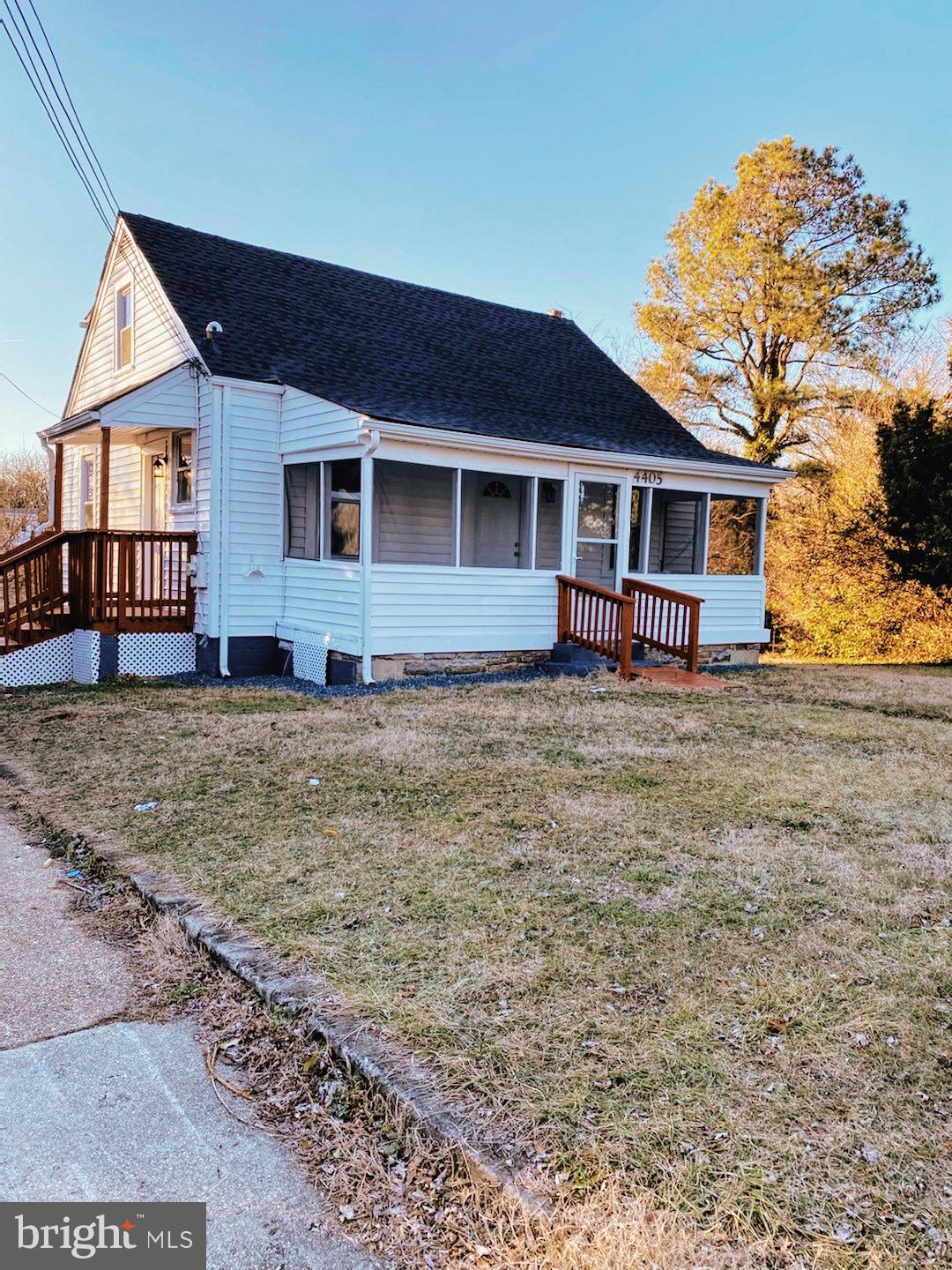 Welcome to 4405 Maple rd, Morningside MD! This cape cod beautifully renovated, have 6BR!!!/3Baths!!! with drive way and a completely covered secured porch in the front for extra storage. Freshly painted 3 levels, new kitchen with new appliances. Basement have one big bedroom, one bathroom and separate entrance, great for the rental. Great location, only minutes to Andrews Air Force Base and Washington, DC.
If you don't want to lose a great deal, put in your offer now!