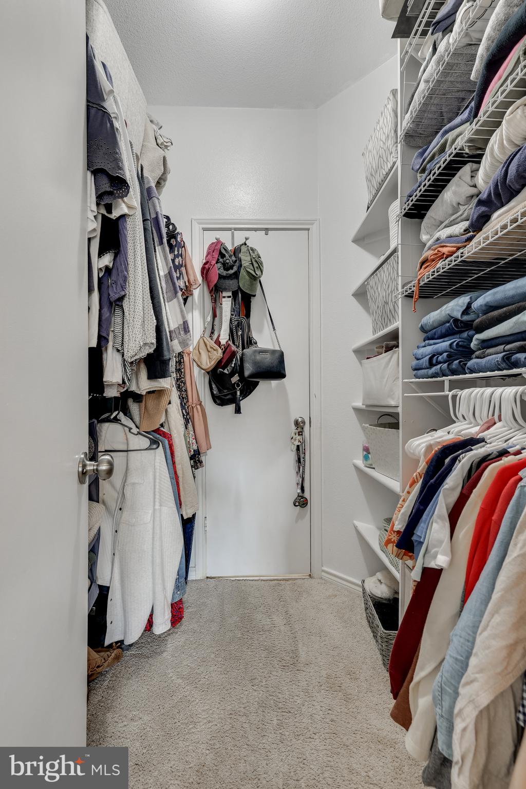 PENDERBROOK SQUARE CONDOMINIUMS - Residential