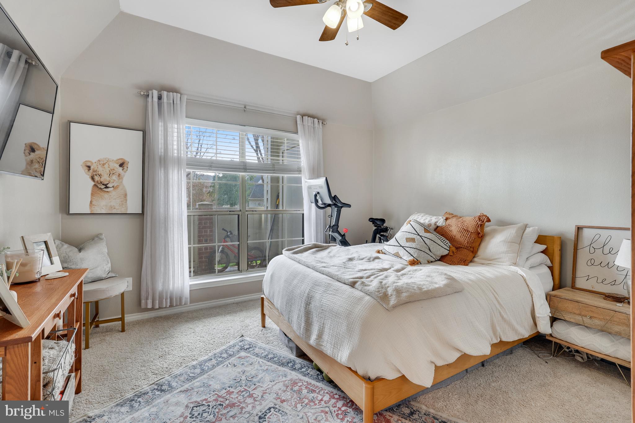 PENDERBROOK SQUARE CONDOMINIUMS - Residential