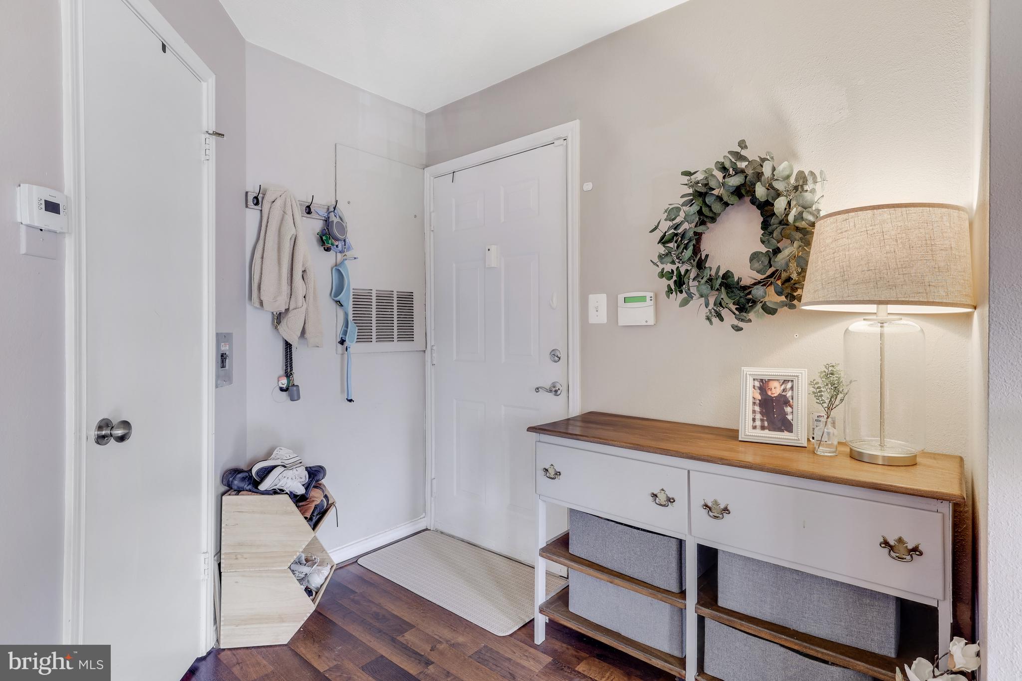 PENDERBROOK SQUARE CONDOMINIUMS - Residential