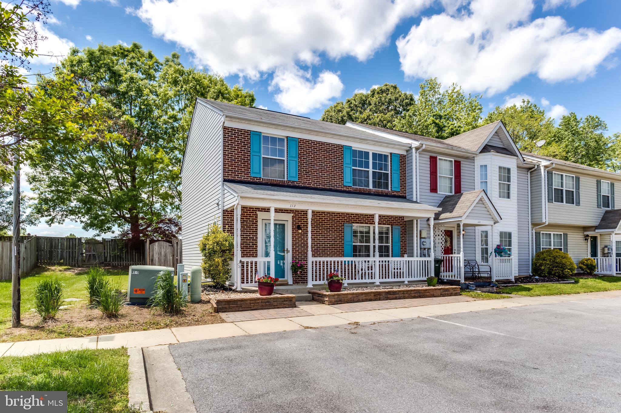 CHARLESTON TERRACE LA PLATA - Residential