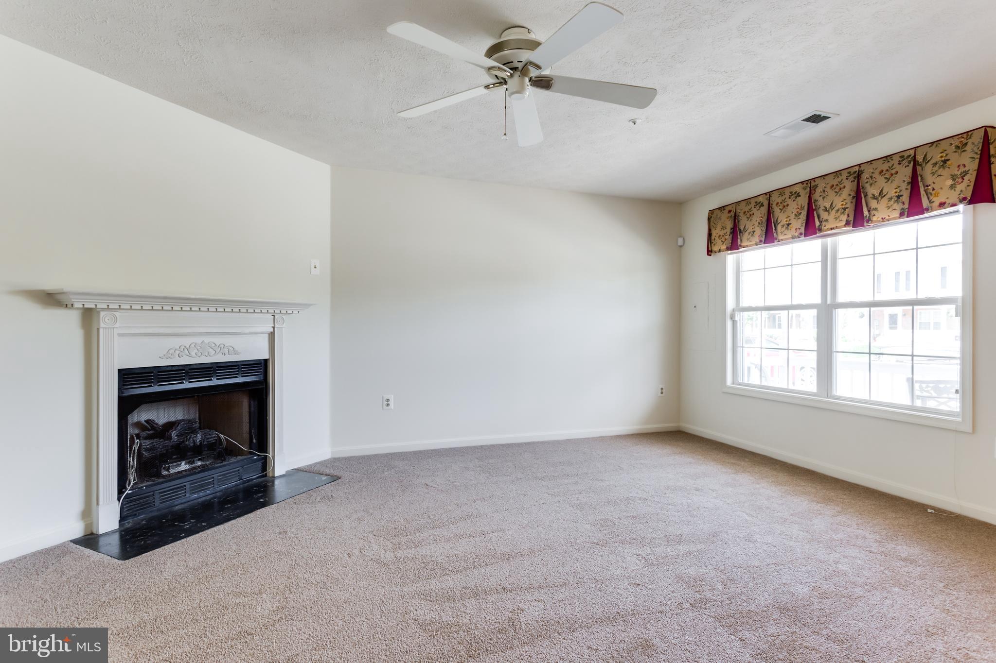 CHARLESTON TERRACE LA PLATA - Residential