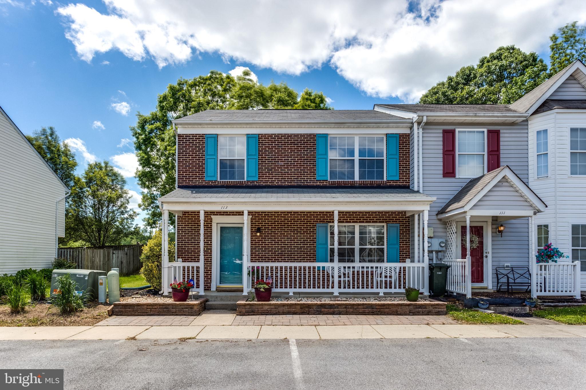 CHARLESTON TERRACE LA PLATA - Residential