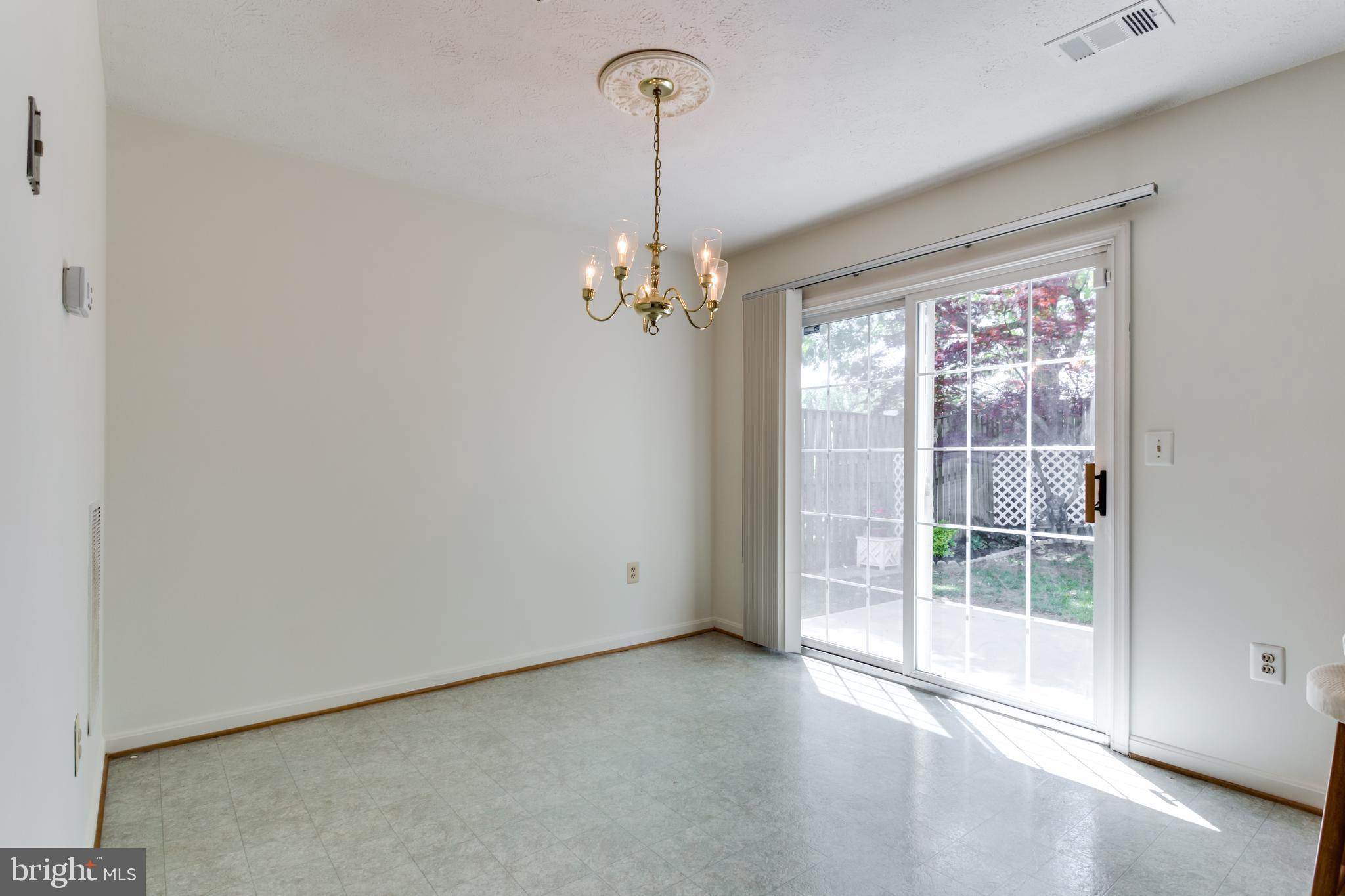 CHARLESTON TERRACE LA PLATA - Residential