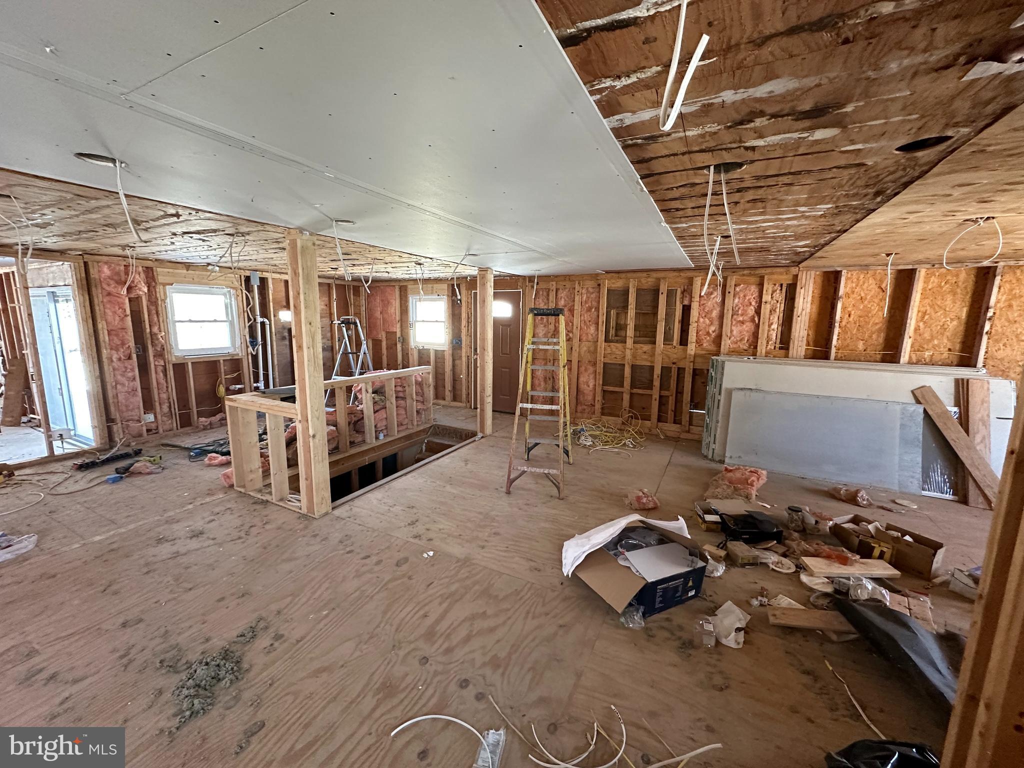 SECURITY HILLS - Residential