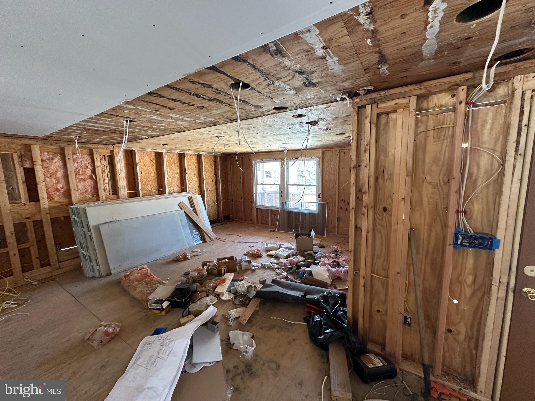 SECURITY HILLS - Residential