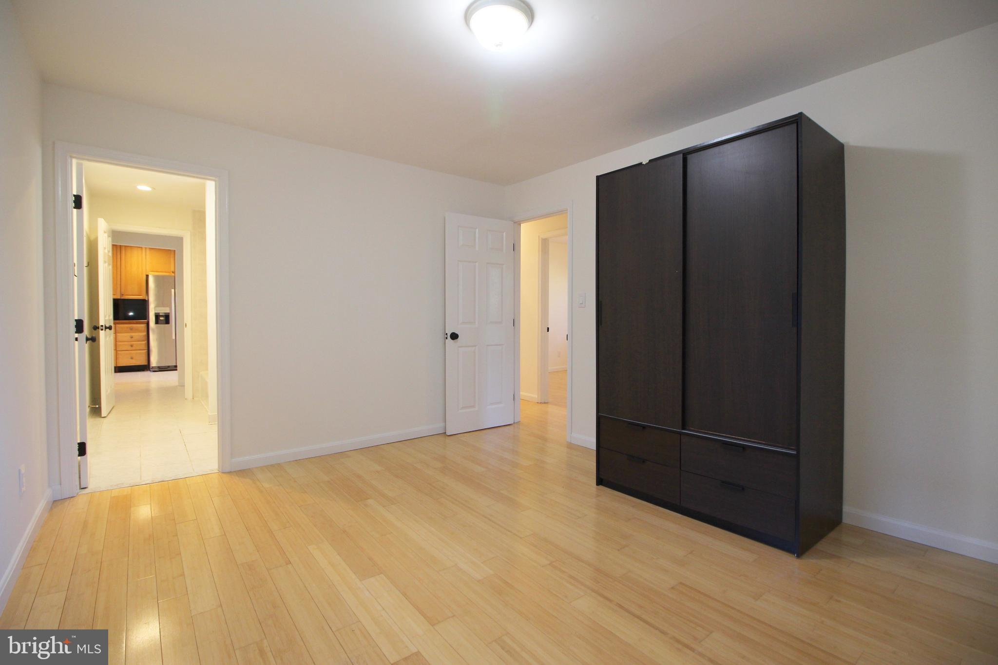 WESTHAMPTON - Residential Lease