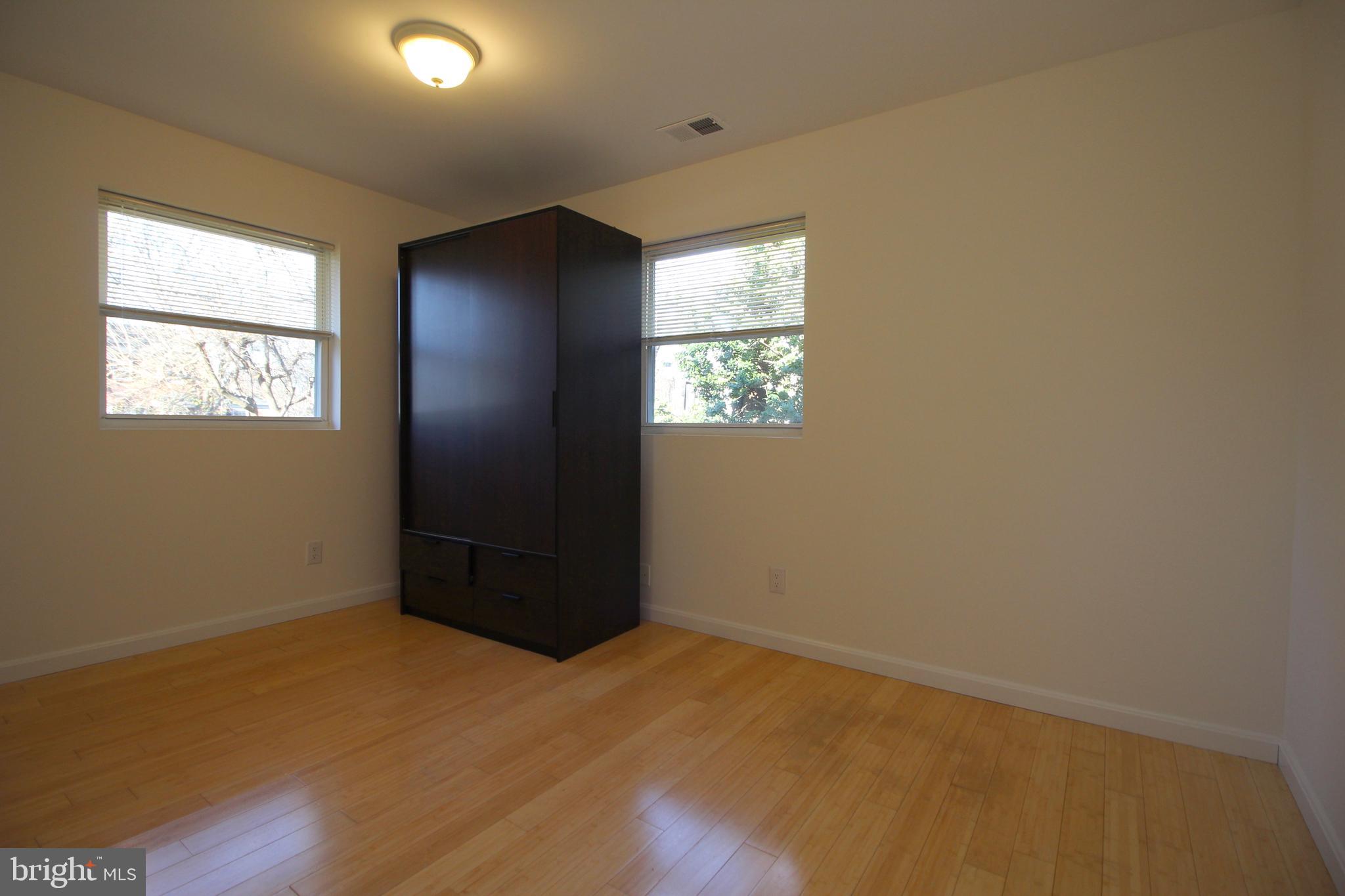 WESTHAMPTON - Residential Lease