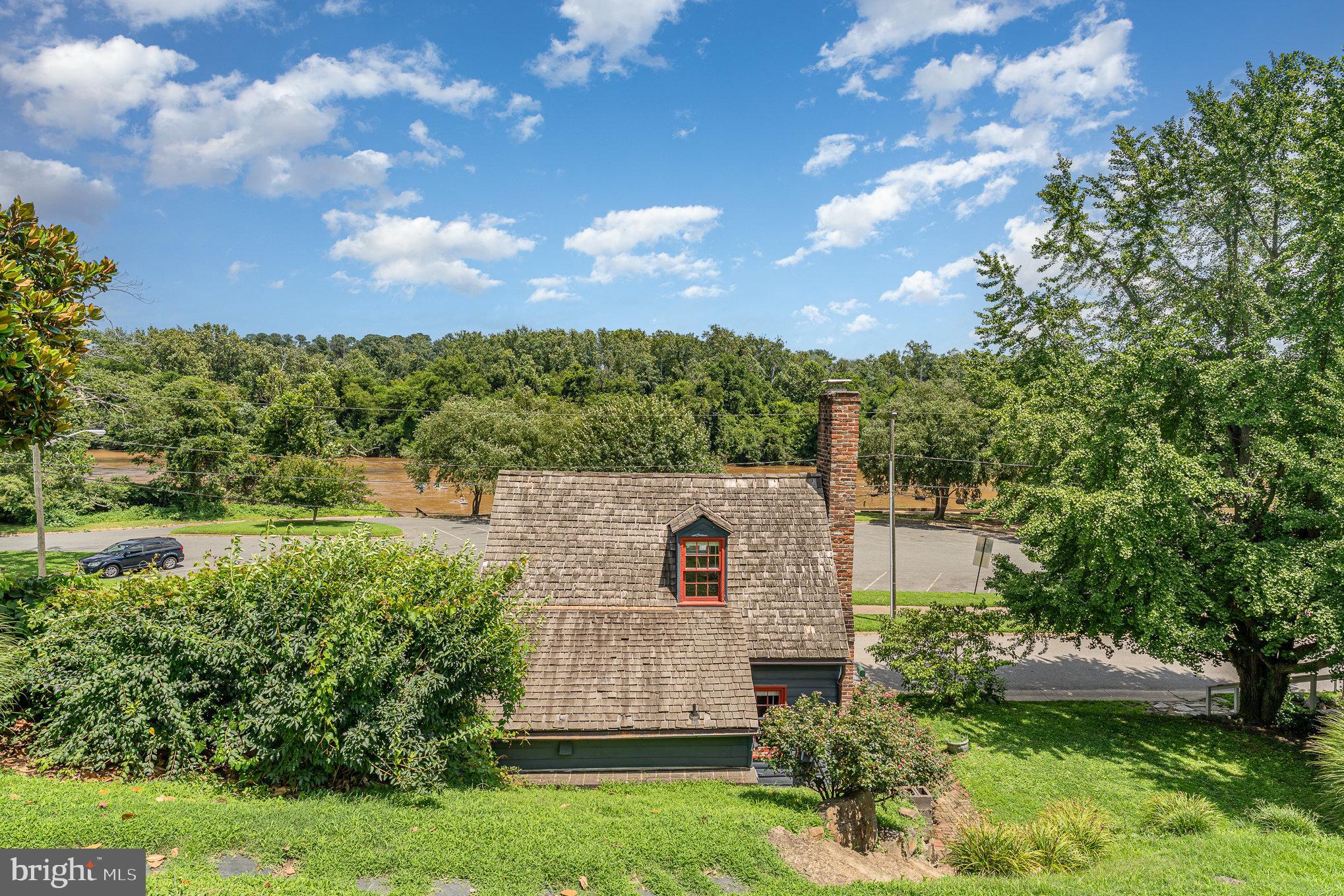 HISTORIC DISTRICT - Residential