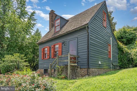 210 SOPHIA STREET FREDERICKSBURG VA 22401