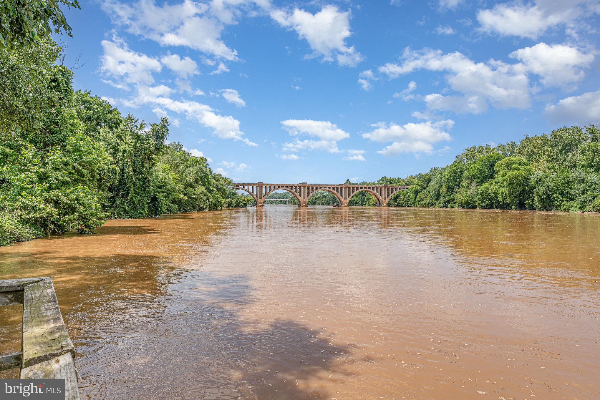 HISTORIC DISTRICT - Residential