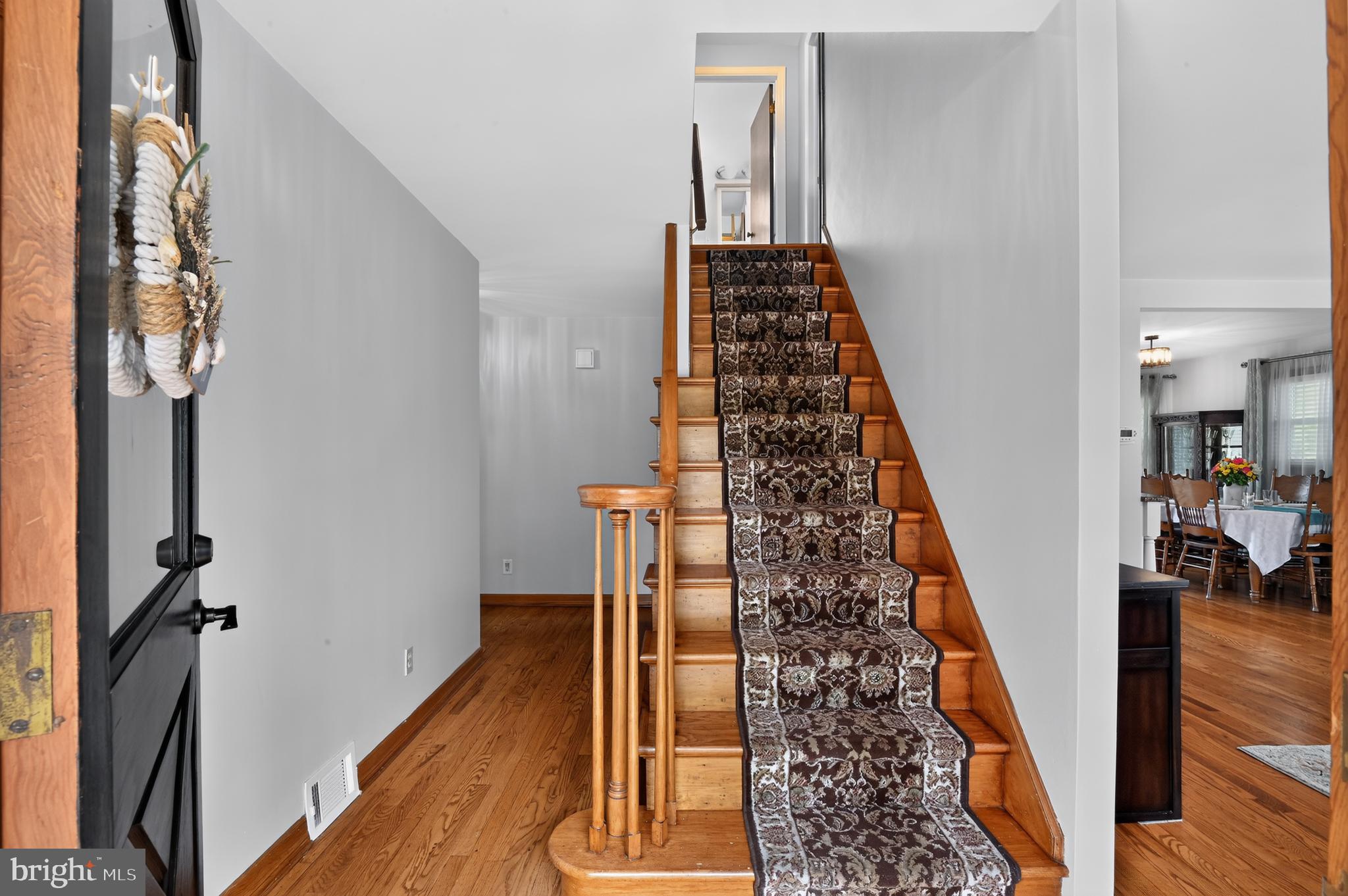 8 E FOREST GLEN DRIVE