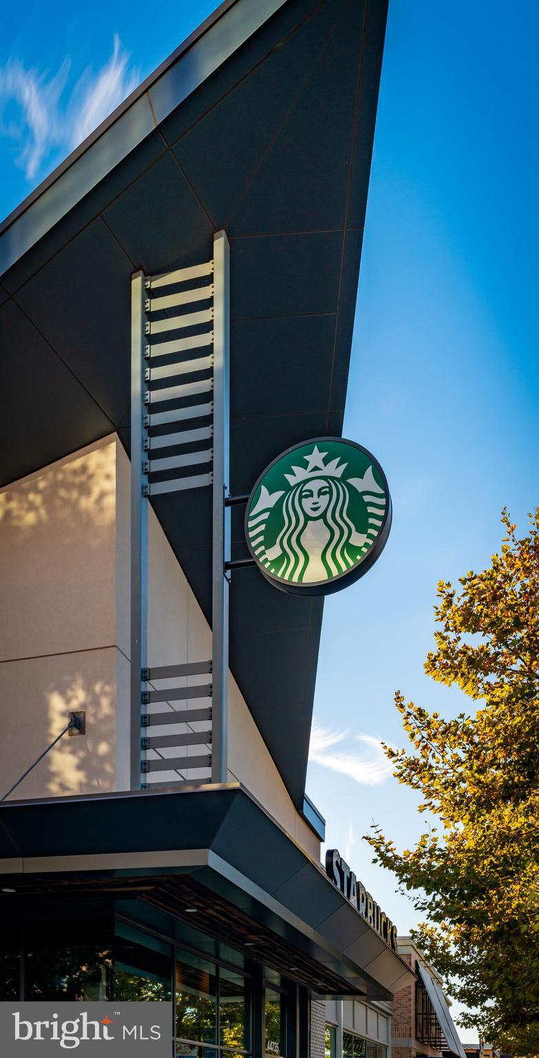 ONE LOUDOUN - Residential Lease