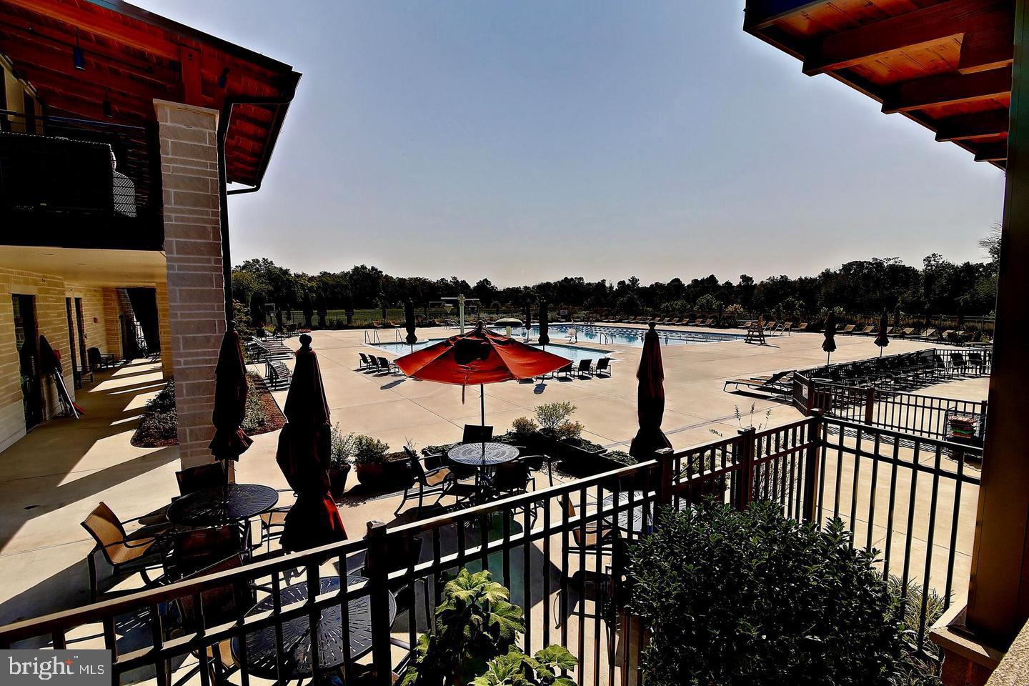 ONE LOUDOUN - Residential Lease