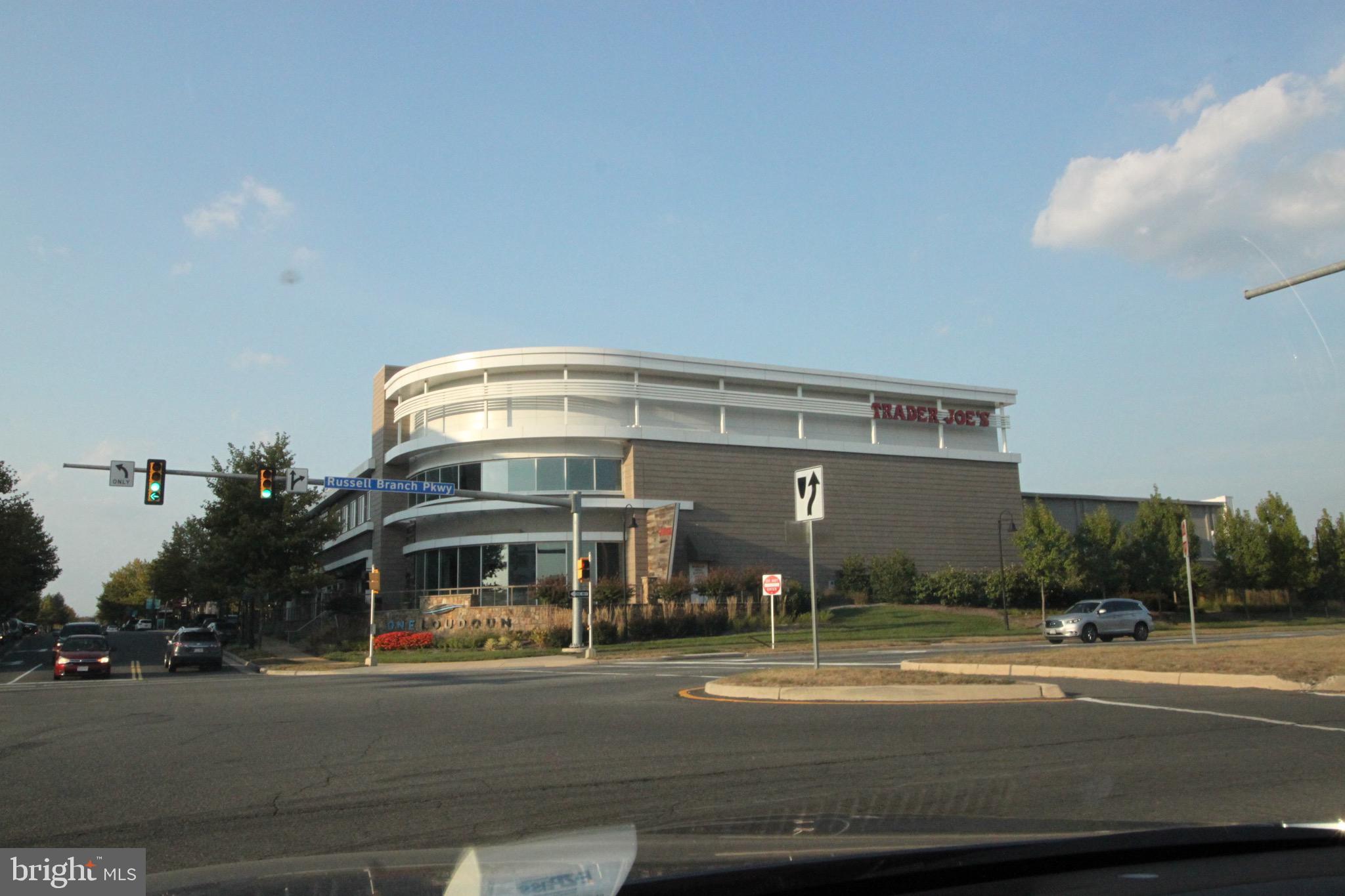 ONE LOUDOUN - Residential Lease