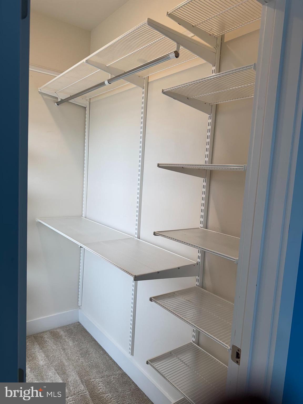 ONE LOUDOUN - Residential Lease