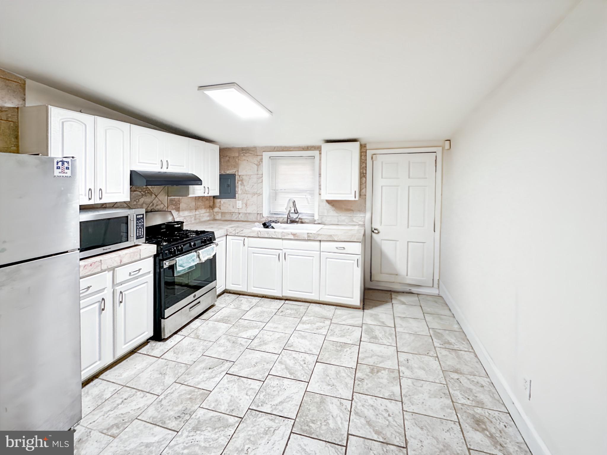 MOUNT CLARE - Residential