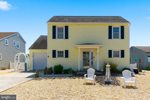 Homes For Sale - 77 Windjammer Court<br/> BAYVILLE, NJ 08721