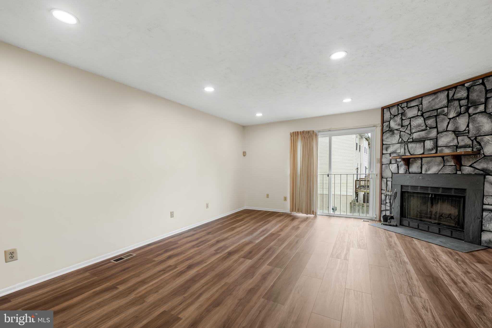 ROCKFIELDS - Residential
