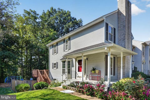 Photo of 5851 Waterdale Ct, CENTREVILLE, VA 20121 (MLS # VAFX2341410)
