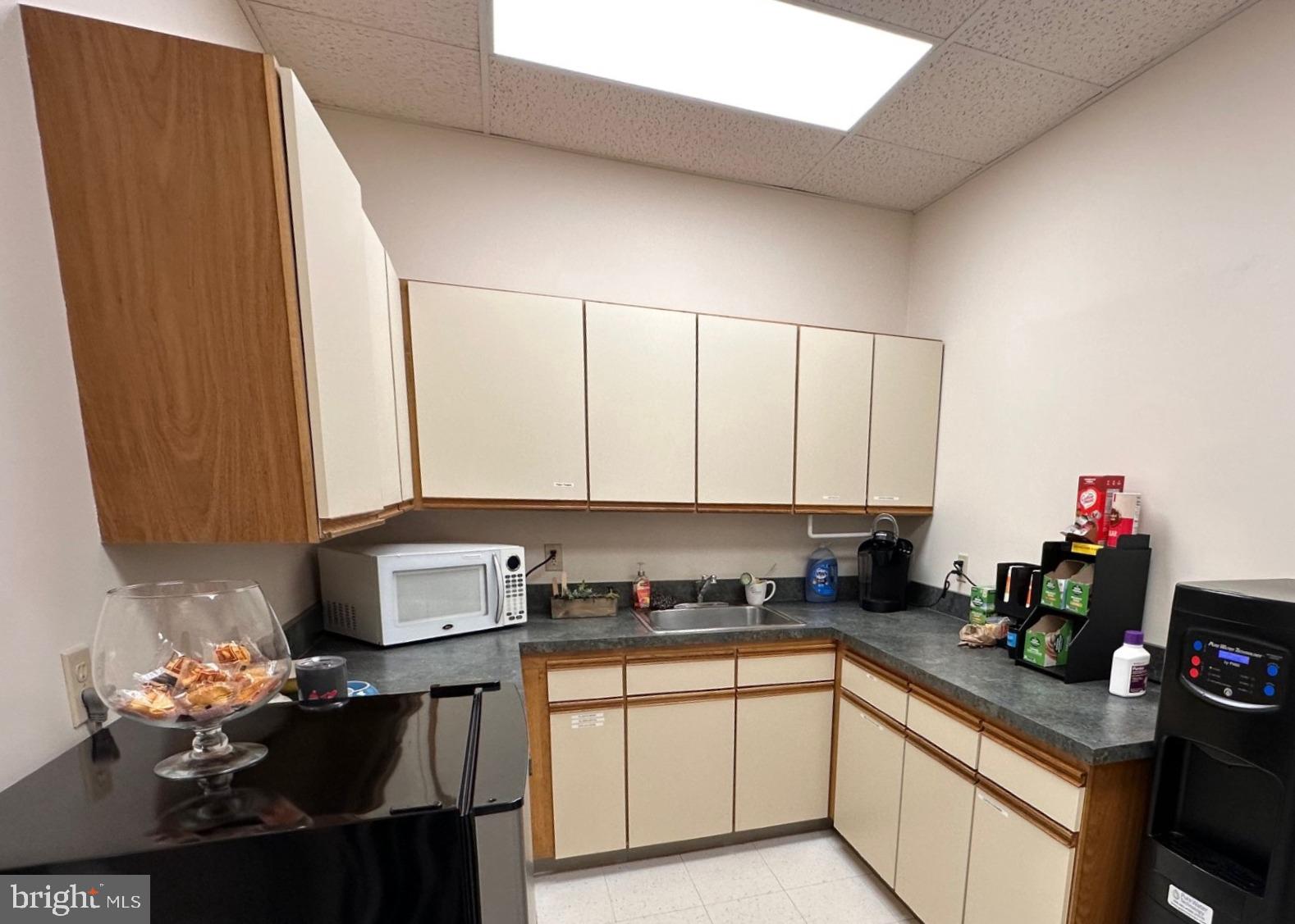 805 ESTELLE DRIVE 200