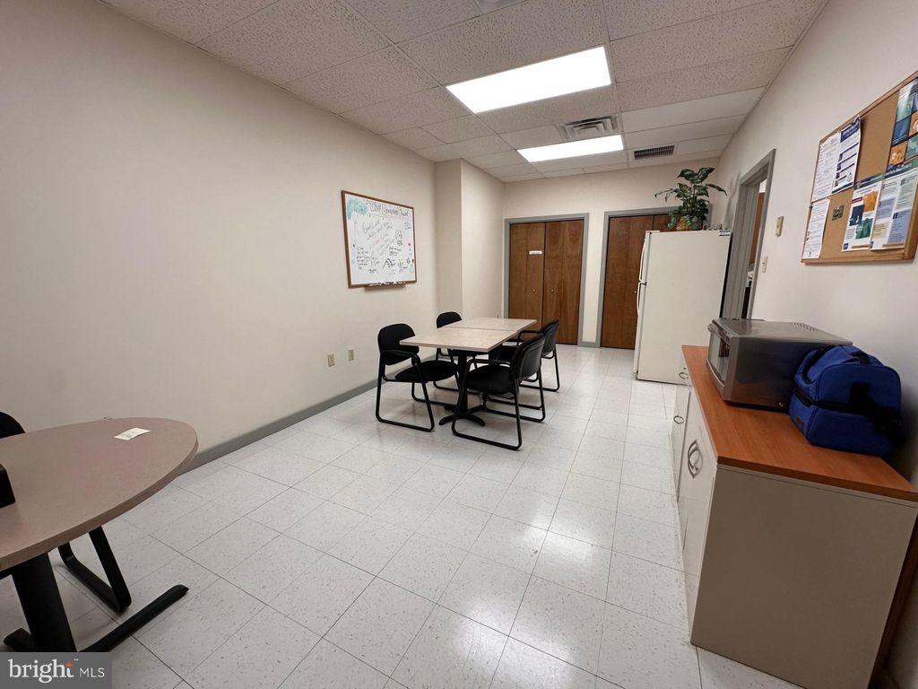 Photo of 805 Estelle Drive #200, LANCASTER, PA 17601 (MLS # PALA2074704)