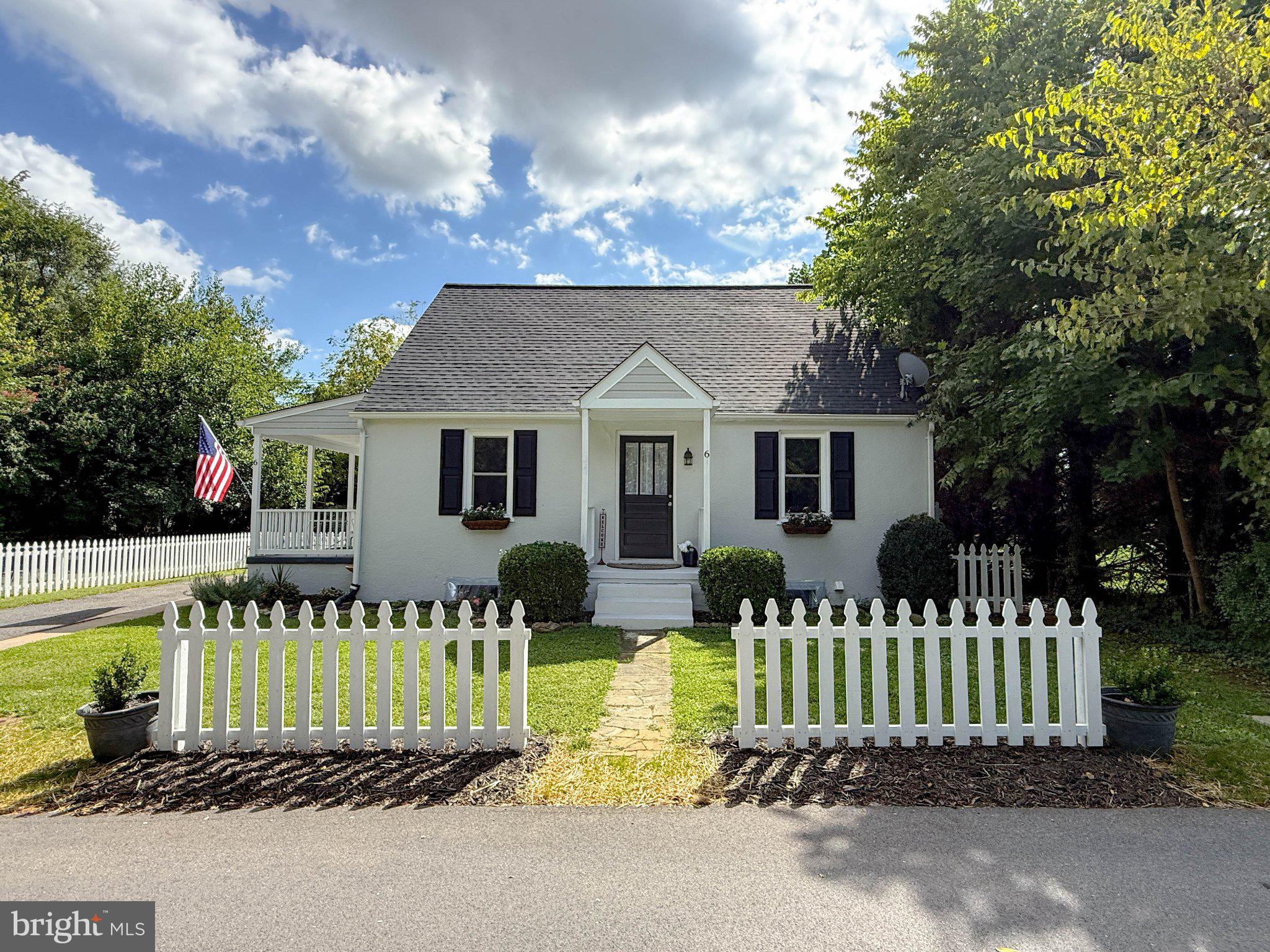 6 VIRGINIA AVENUE