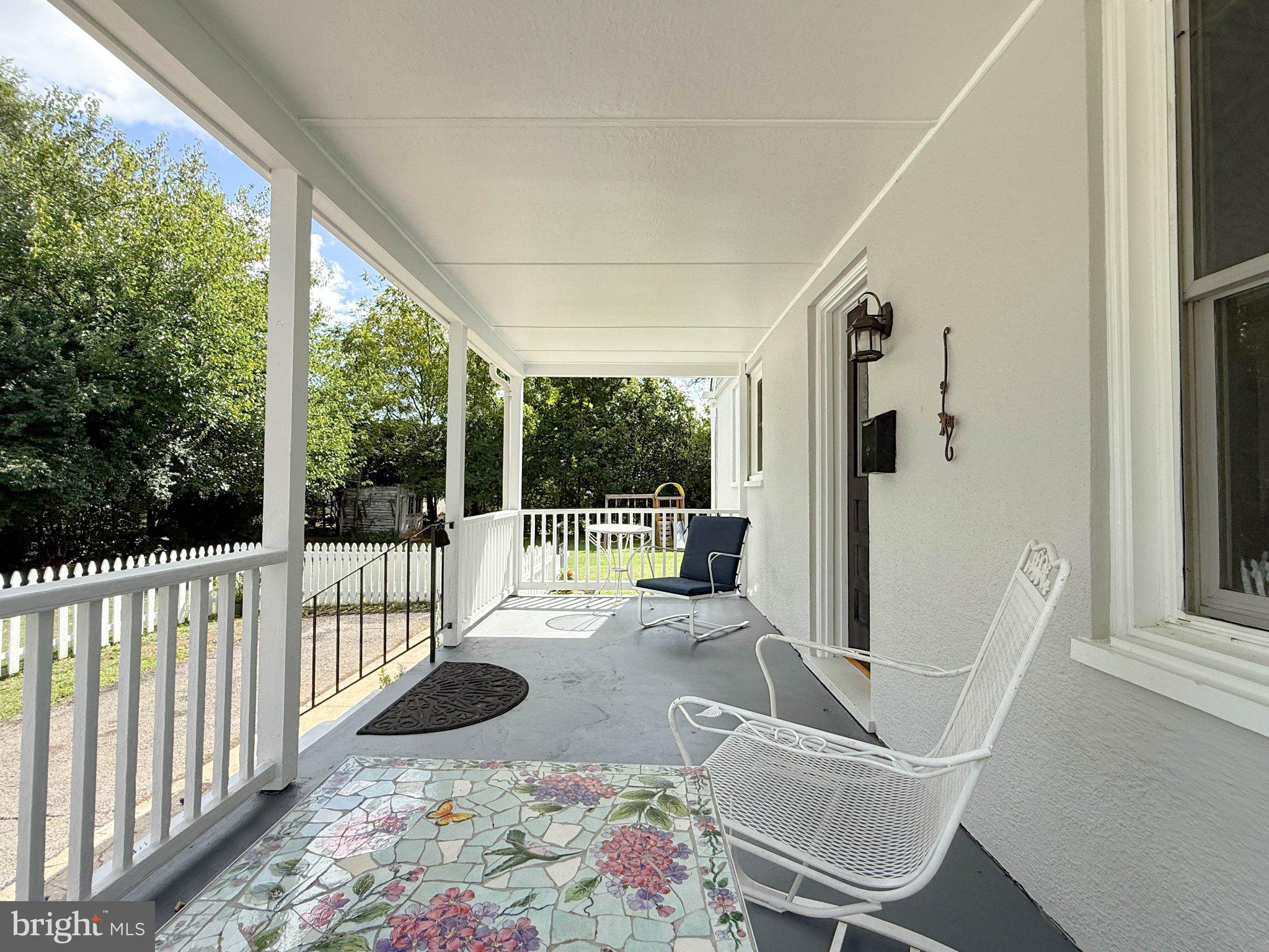 6 VIRGINIA AVENUE