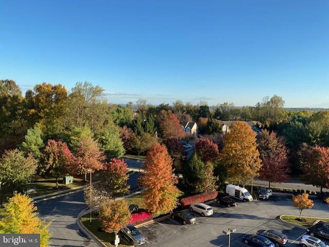 ROUNDWOOD RIDGE - Residential Lease