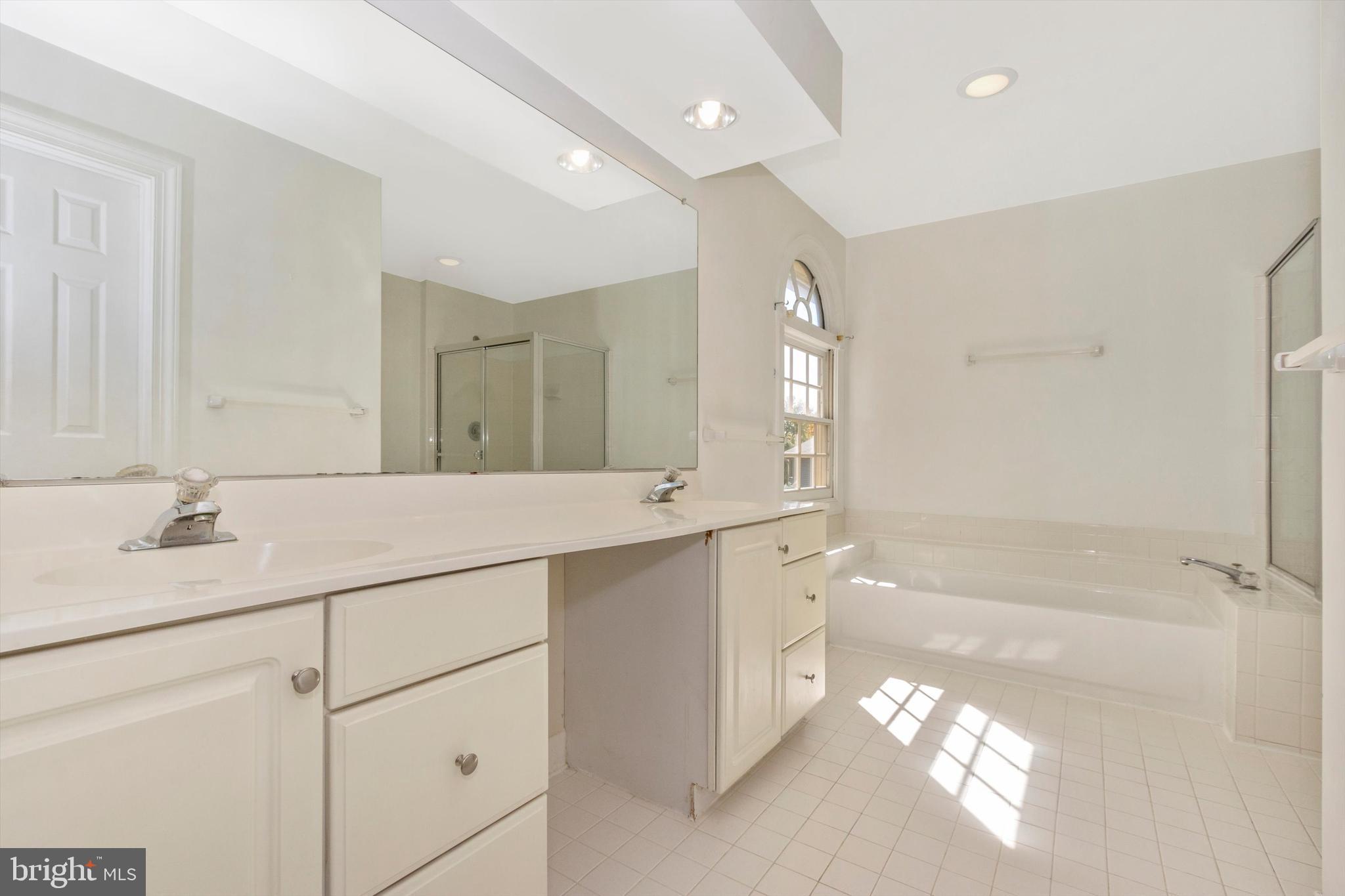 SPRING RIDGE - Residential