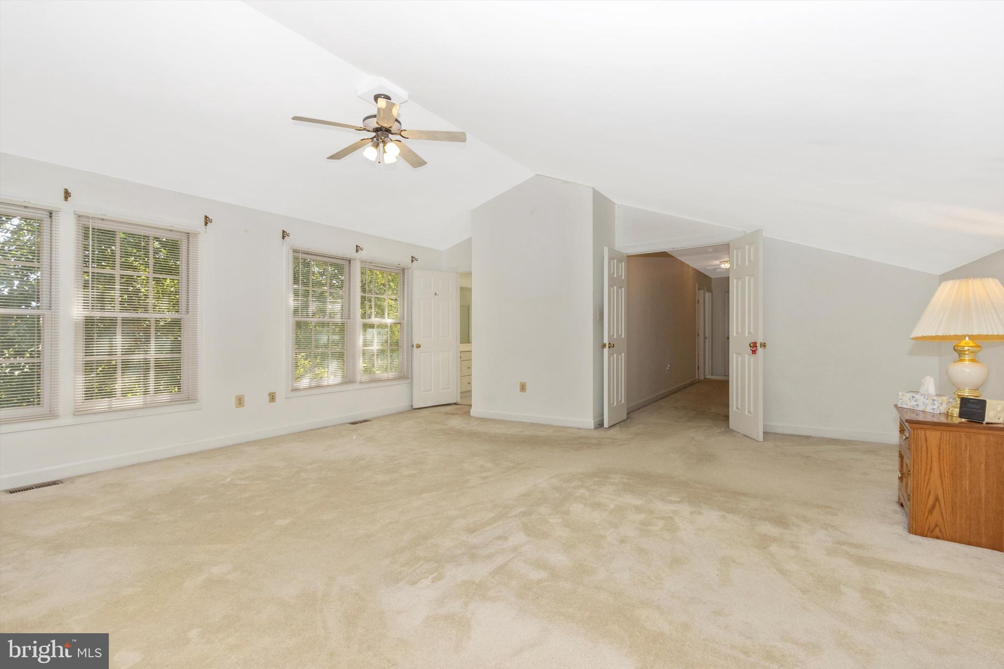 SPRING RIDGE - Residential