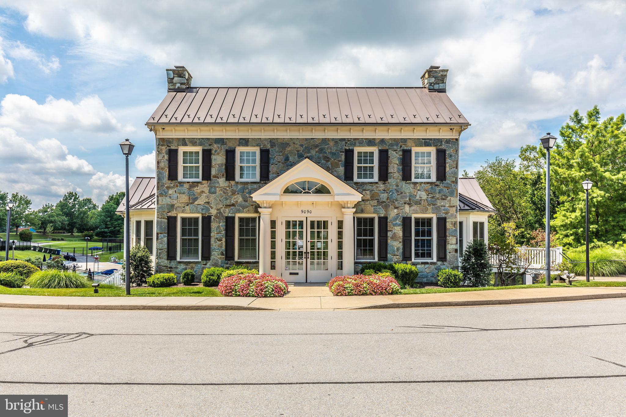 SPRING RIDGE - Residential