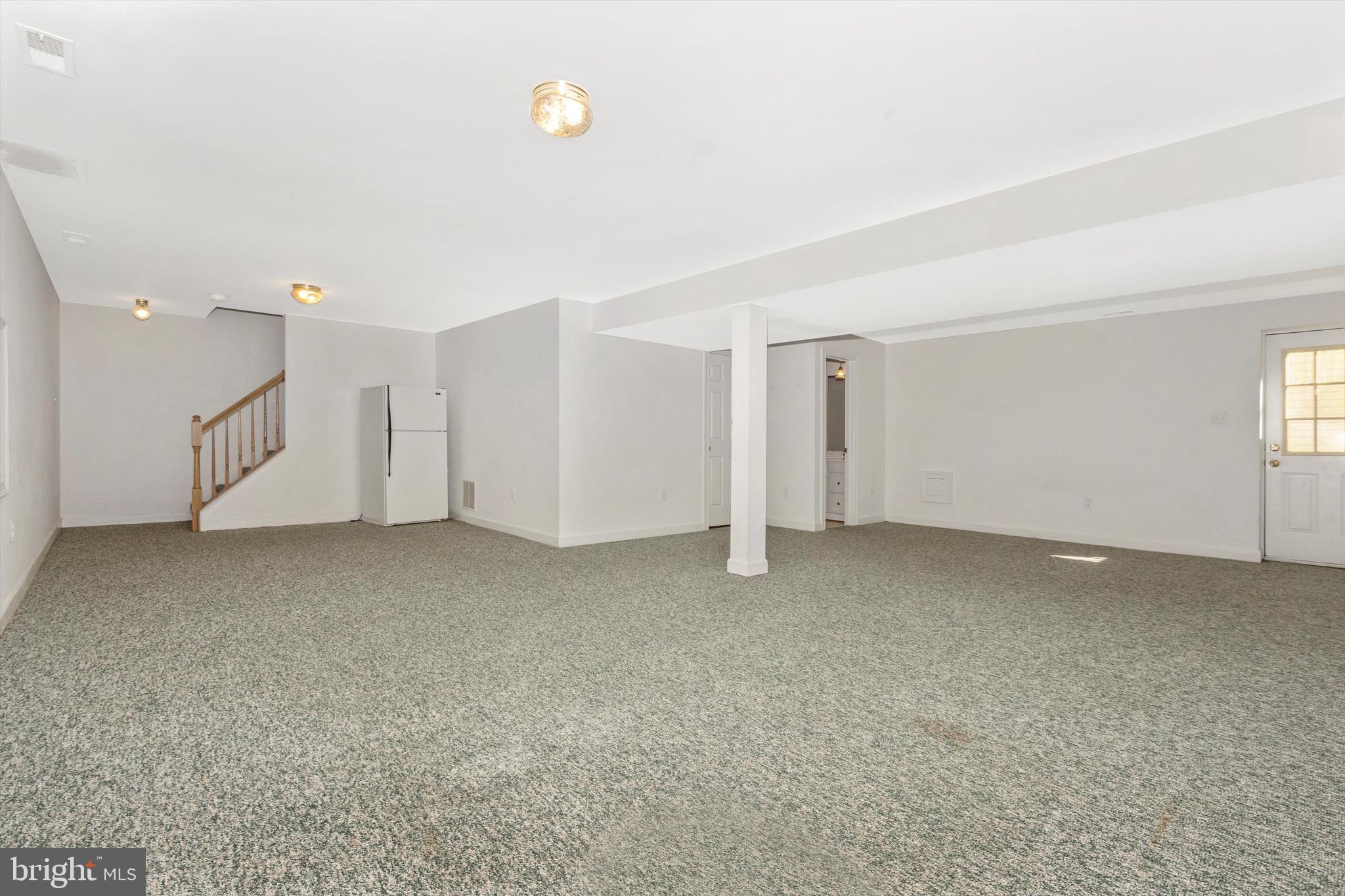 SPRING RIDGE - Residential