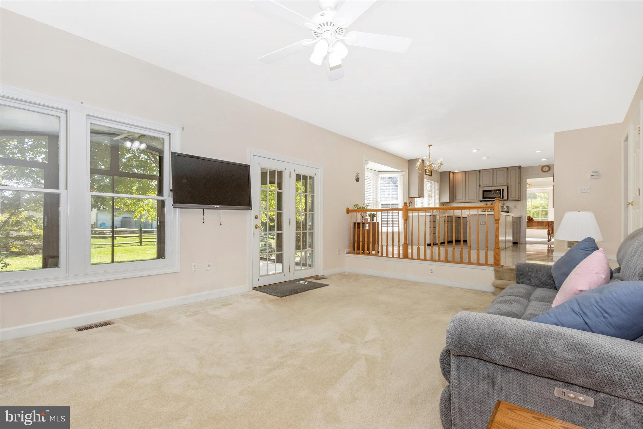 SPRING RIDGE - Residential