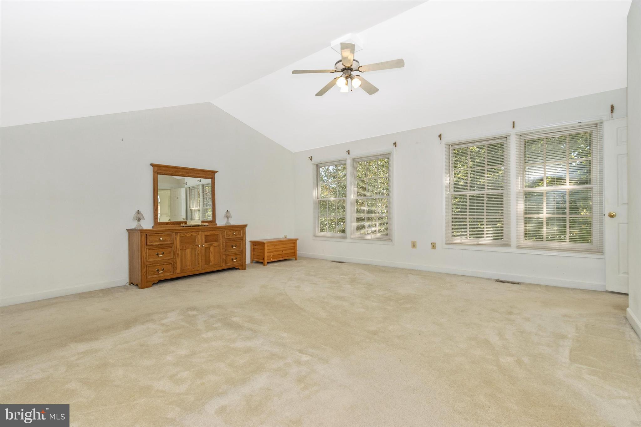 SPRING RIDGE - Residential