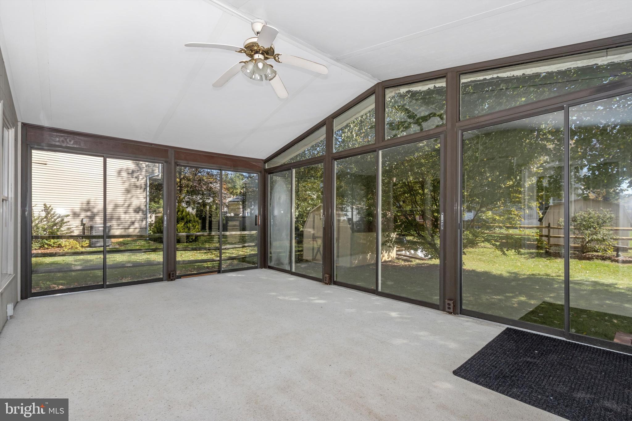 SPRING RIDGE - Residential