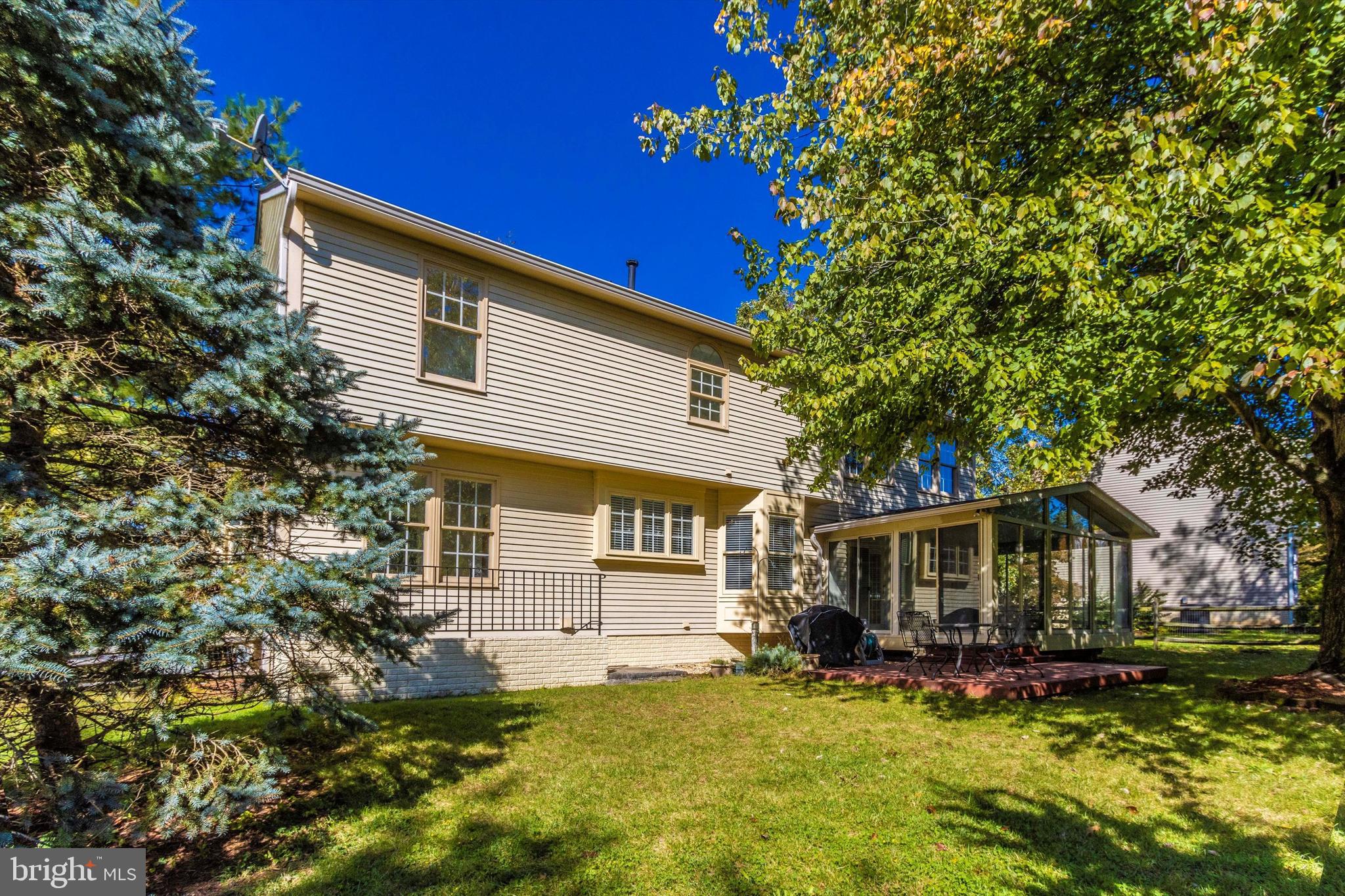 SPRING RIDGE - Residential