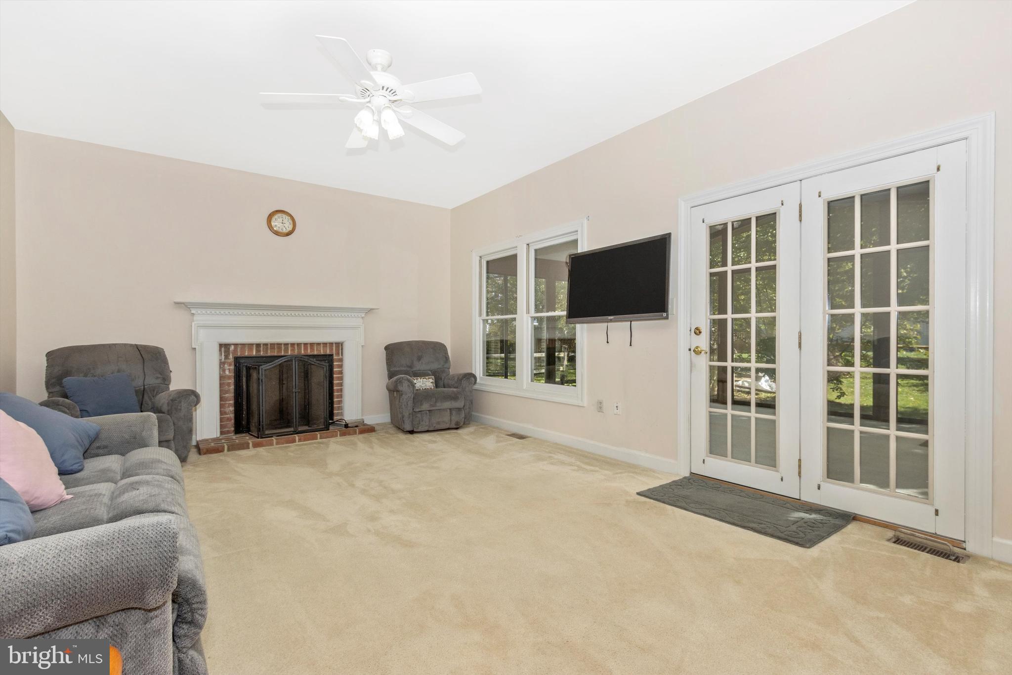 SPRING RIDGE - Residential