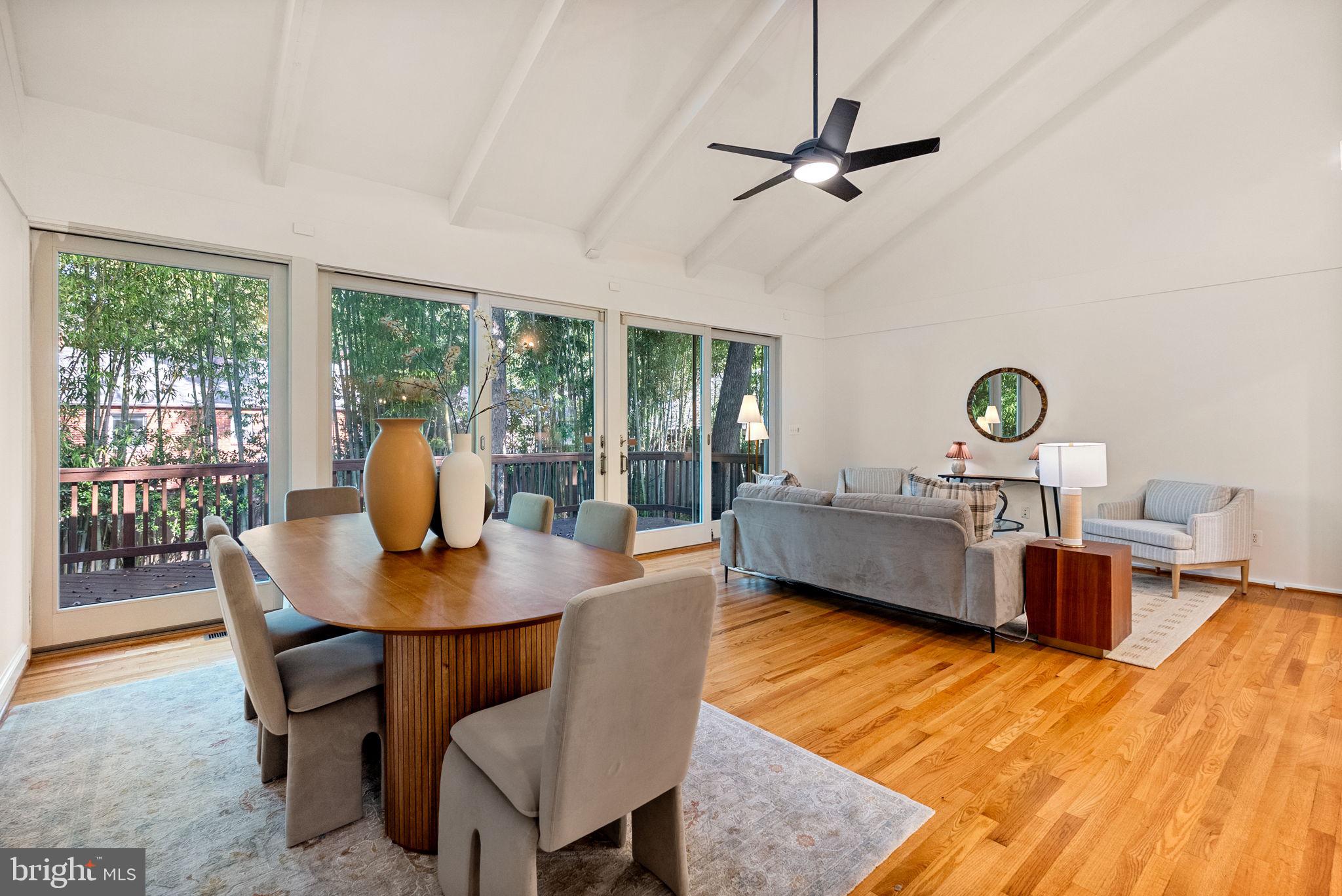 ARLINGTON RIDGE - Residential