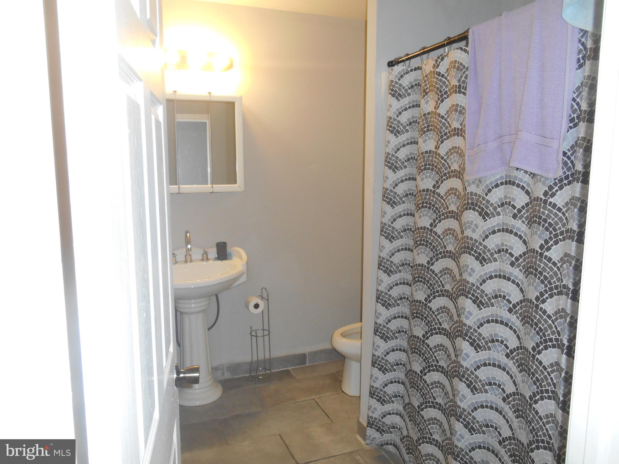 PORT RICHMOND - Residential Income