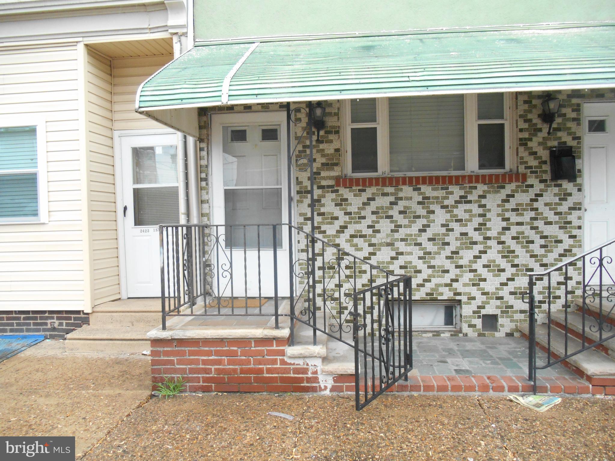 PORT RICHMOND - Residential Income
