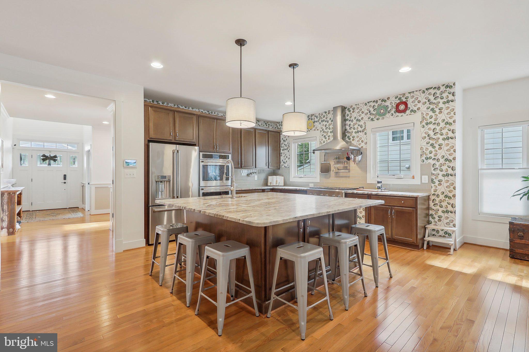 PIMMIT HILLS - Residential