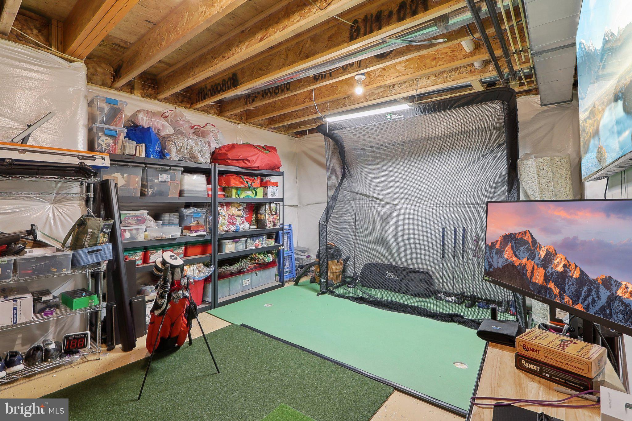 PIMMIT HILLS - Residential