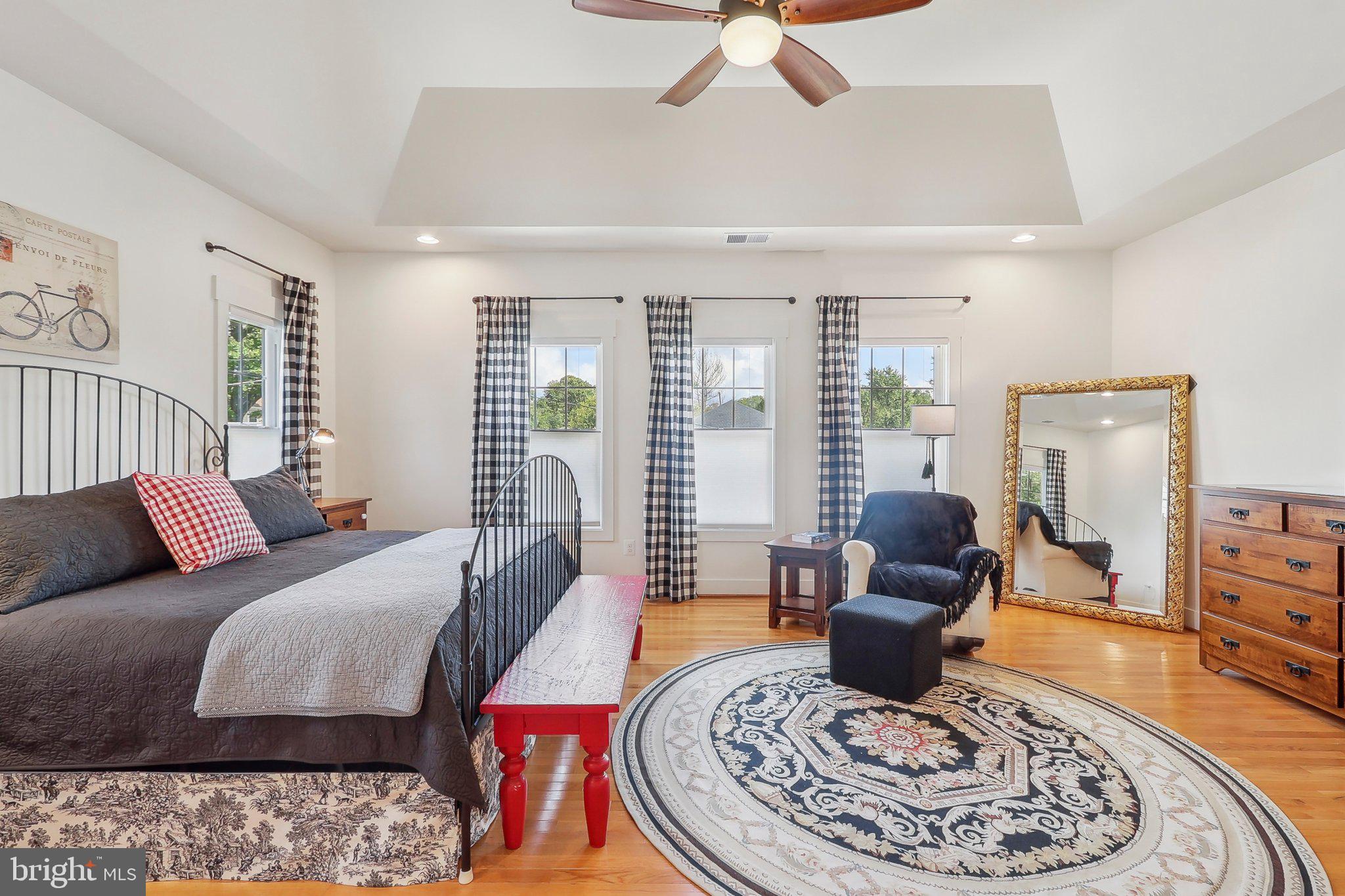 PIMMIT HILLS - Residential