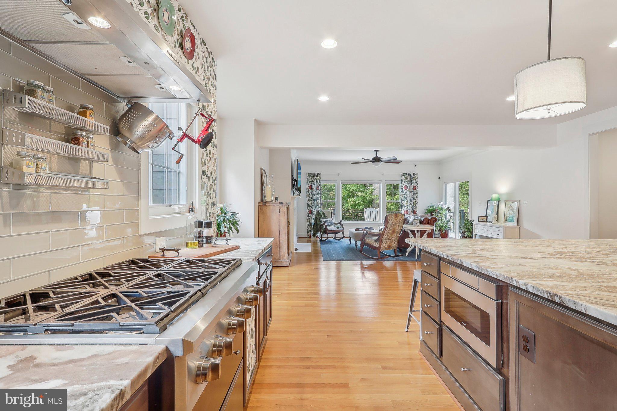 PIMMIT HILLS - Residential